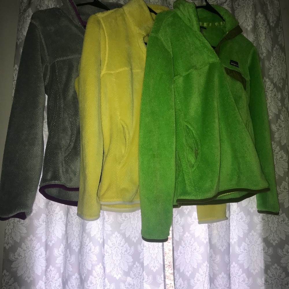Patagonia Pullover. 60$ for 1bundle all 3 for 160$